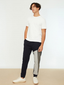 Спортивні штани Trendyol модель TMNAW22EA0708/Lacivert Фото