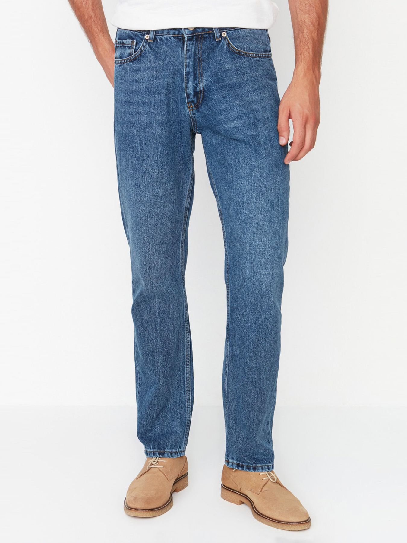 Прямі джинси Trendyol модель TMNAW22JE0508/Mavi Прямі джинси Trendyol модель TMNAW22JE0508/Mavi Фото