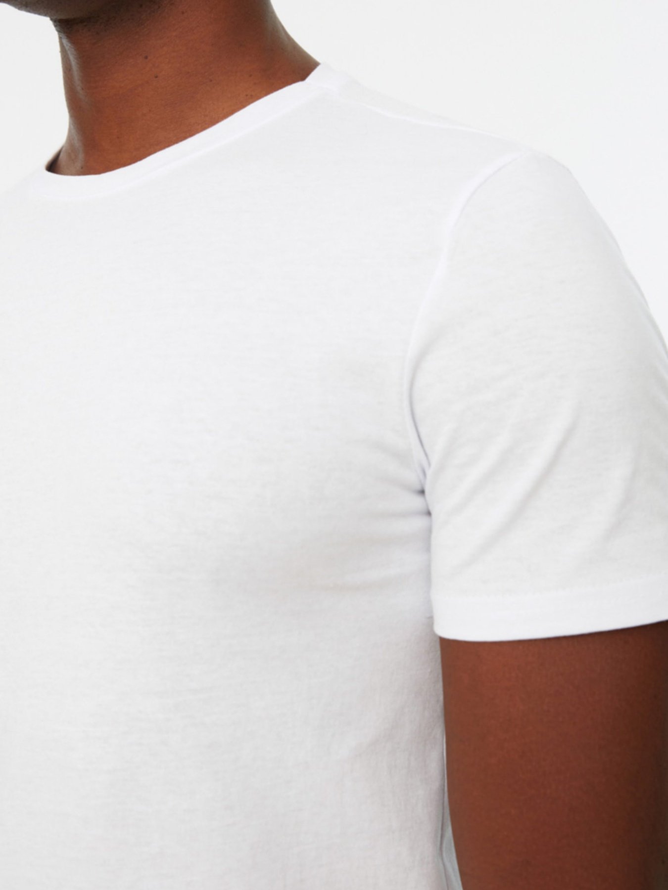 Футболка Trendyol модель TMNSS19BO0001/Beyaz Фото
