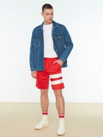 Повсякденні шорти Trendyol модель TMNSS20SR0064/Kirmizi Фото