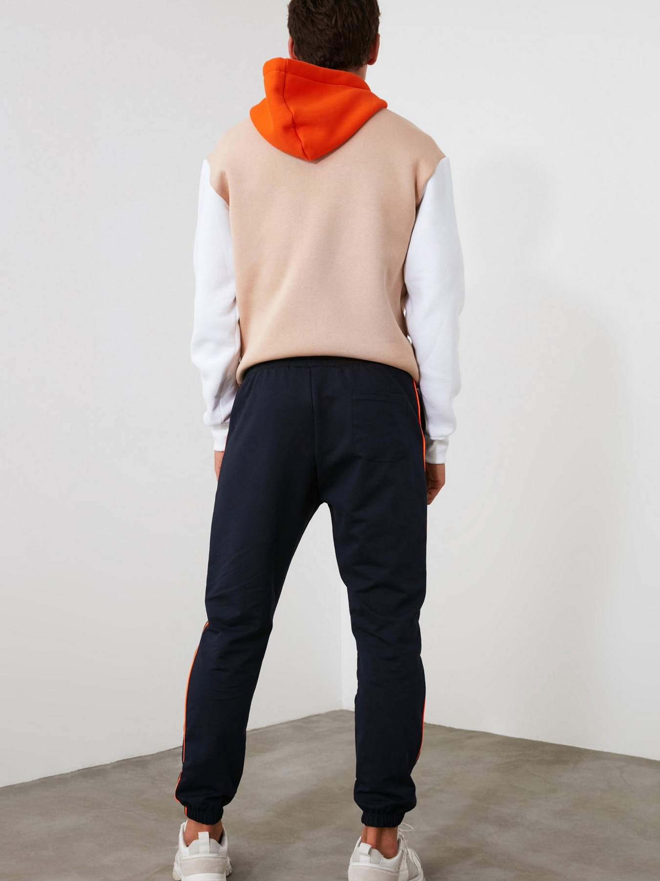 Штаны спортивные Trendyol модель TMNAW21EA0078/Lacivert Фото