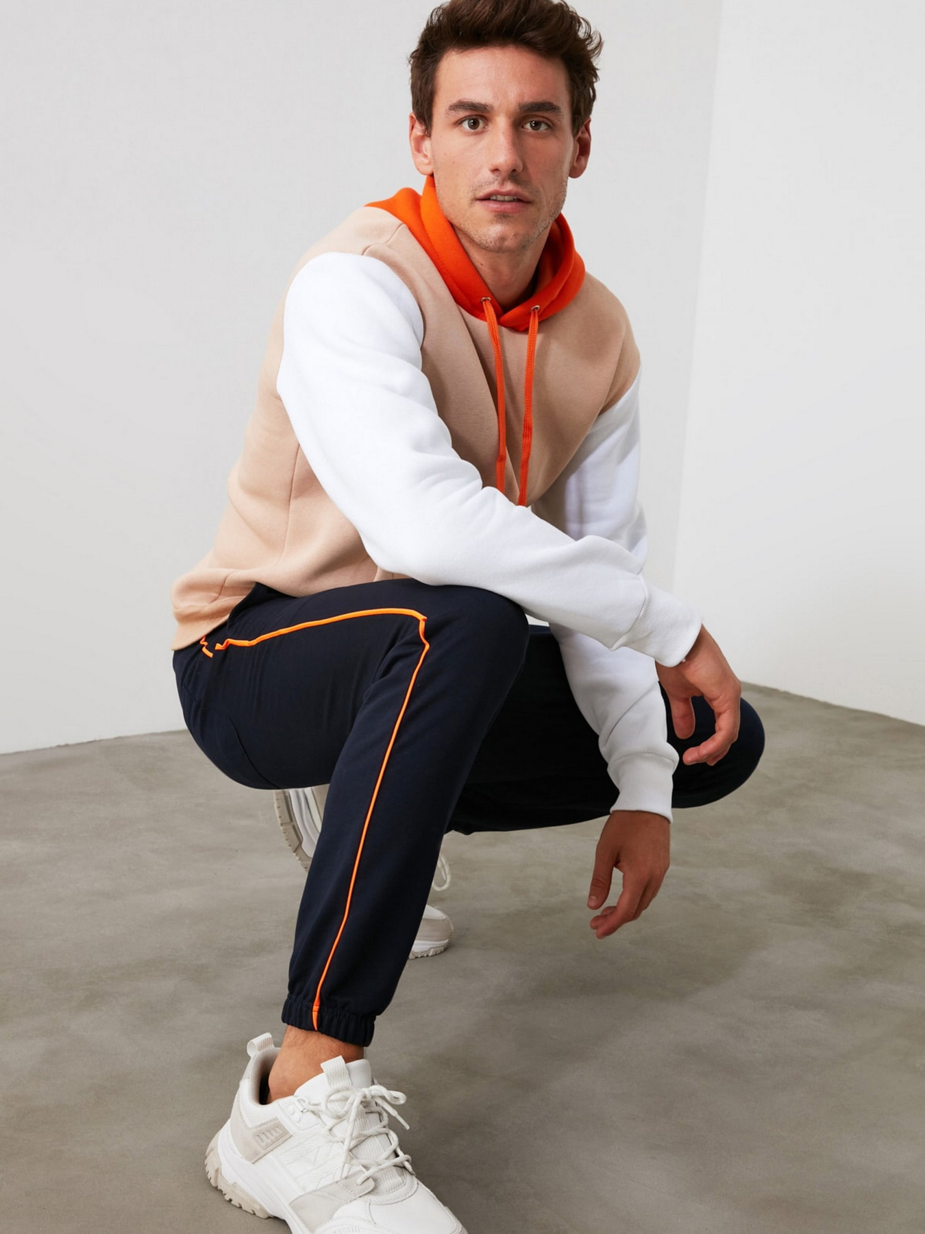 Штаны спортивные Trendyol модель TMNAW21EA0078/Lacivert Фото