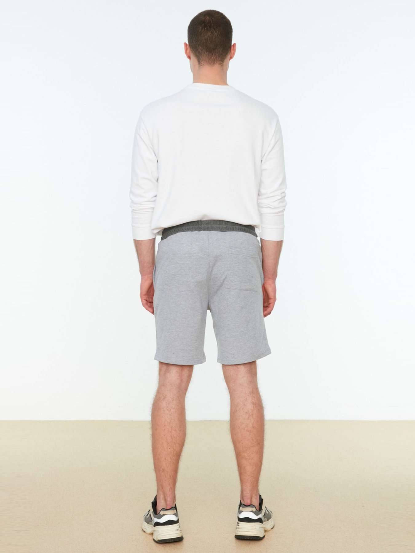 Шорты Trendyol модель TMNSS20SR0079/Gri Фото