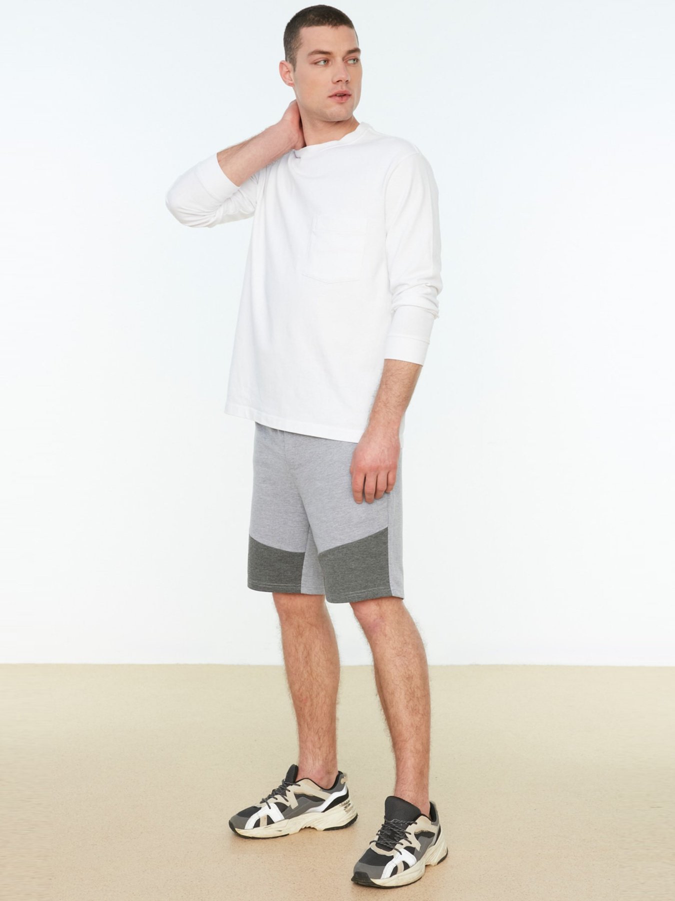 Шорты Trendyol модель TMNSS20SR0079/Gri Фото