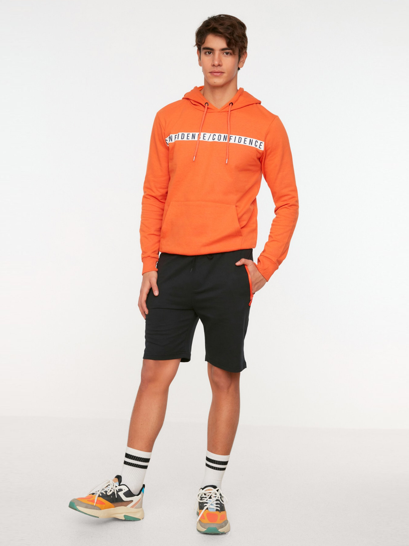 Шорти Trendyol модель TMNSS20SR0080/Siyah Фото