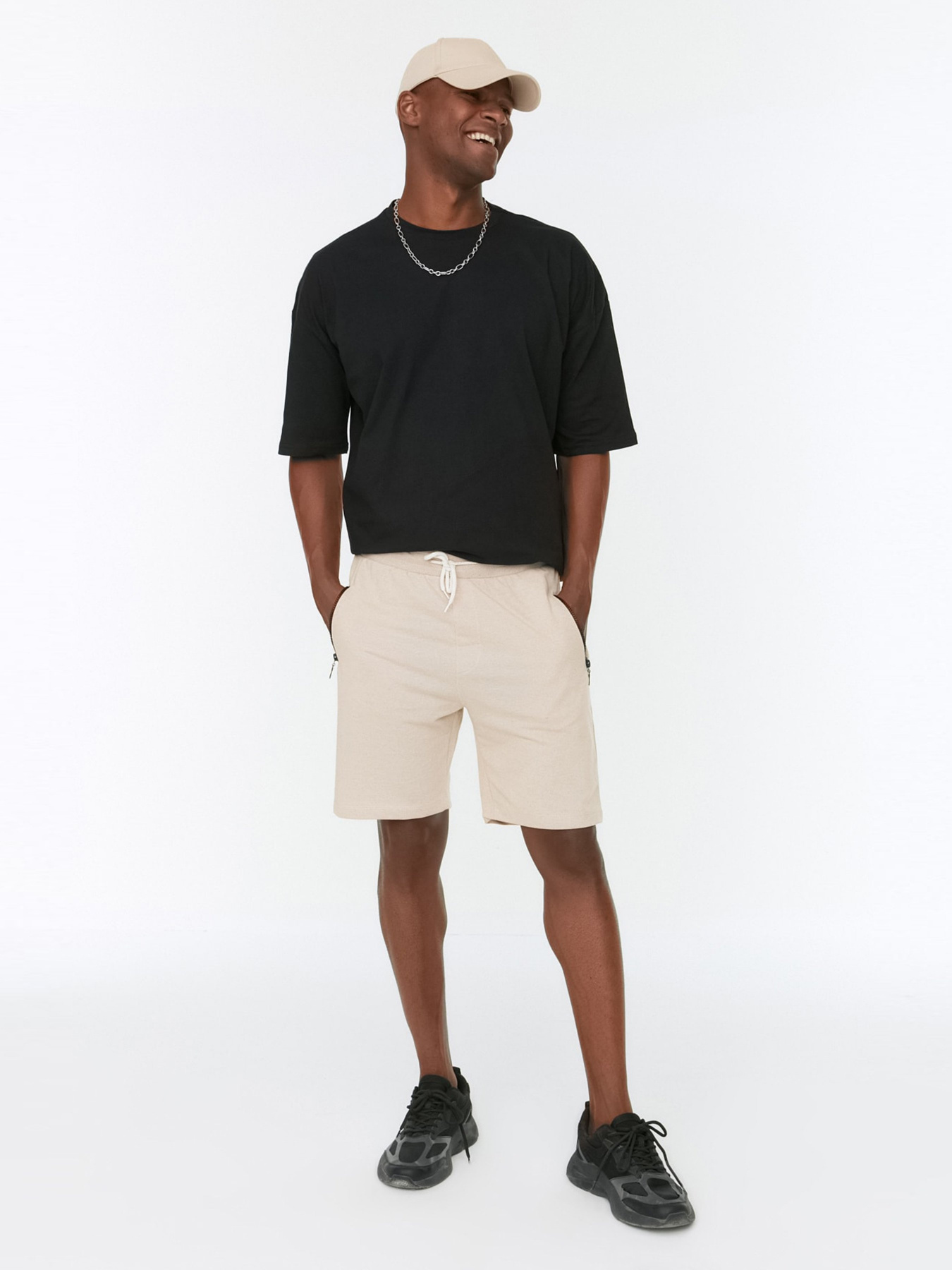 Шорты Trendyol модель TMNSS20SR0080/Tas Фото