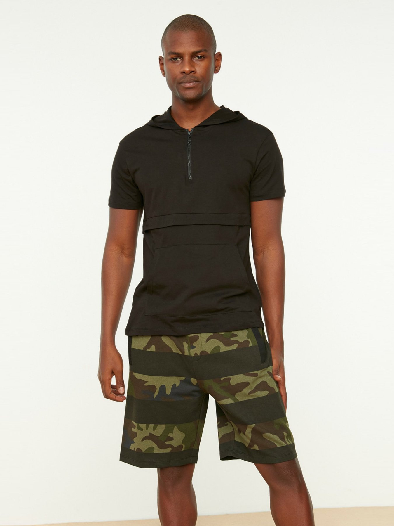 Шорты Trendyol модель TMNSS20SR0082/Siyah Фото