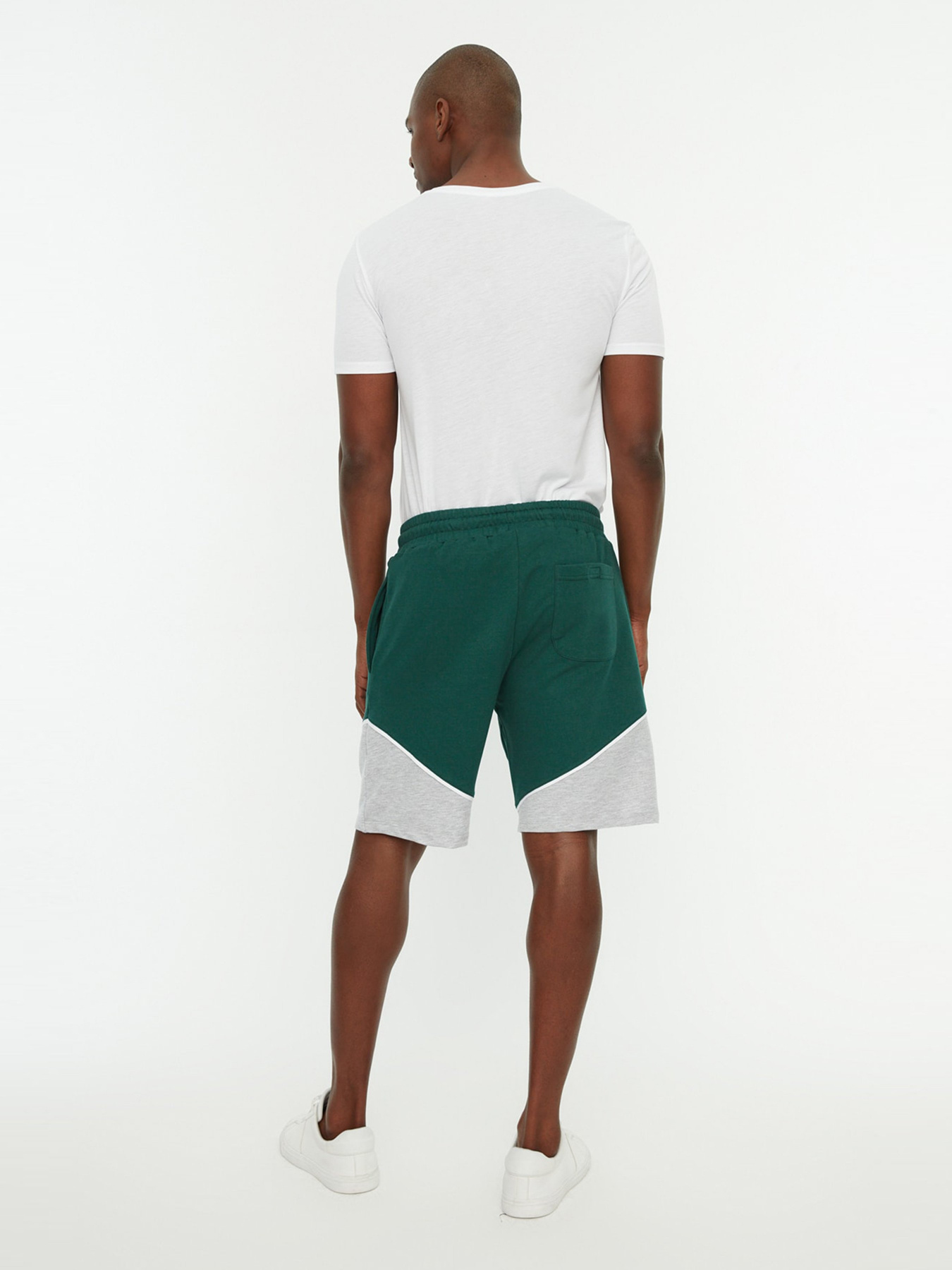 Шорти Trendyol модель TMNSS20SR0117/Yesil Фото