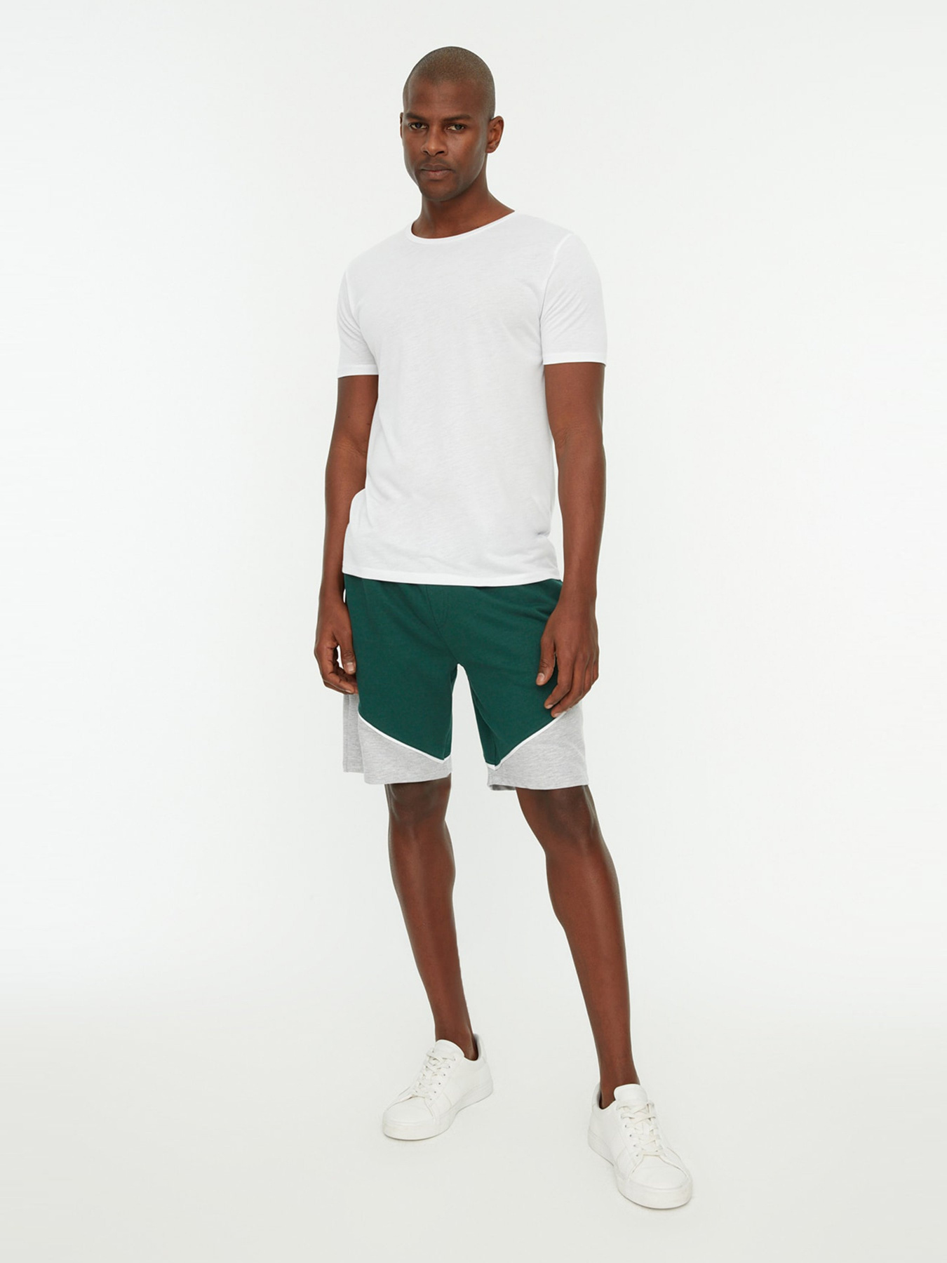 Шорти Trendyol модель TMNSS20SR0117/Yesil Фото