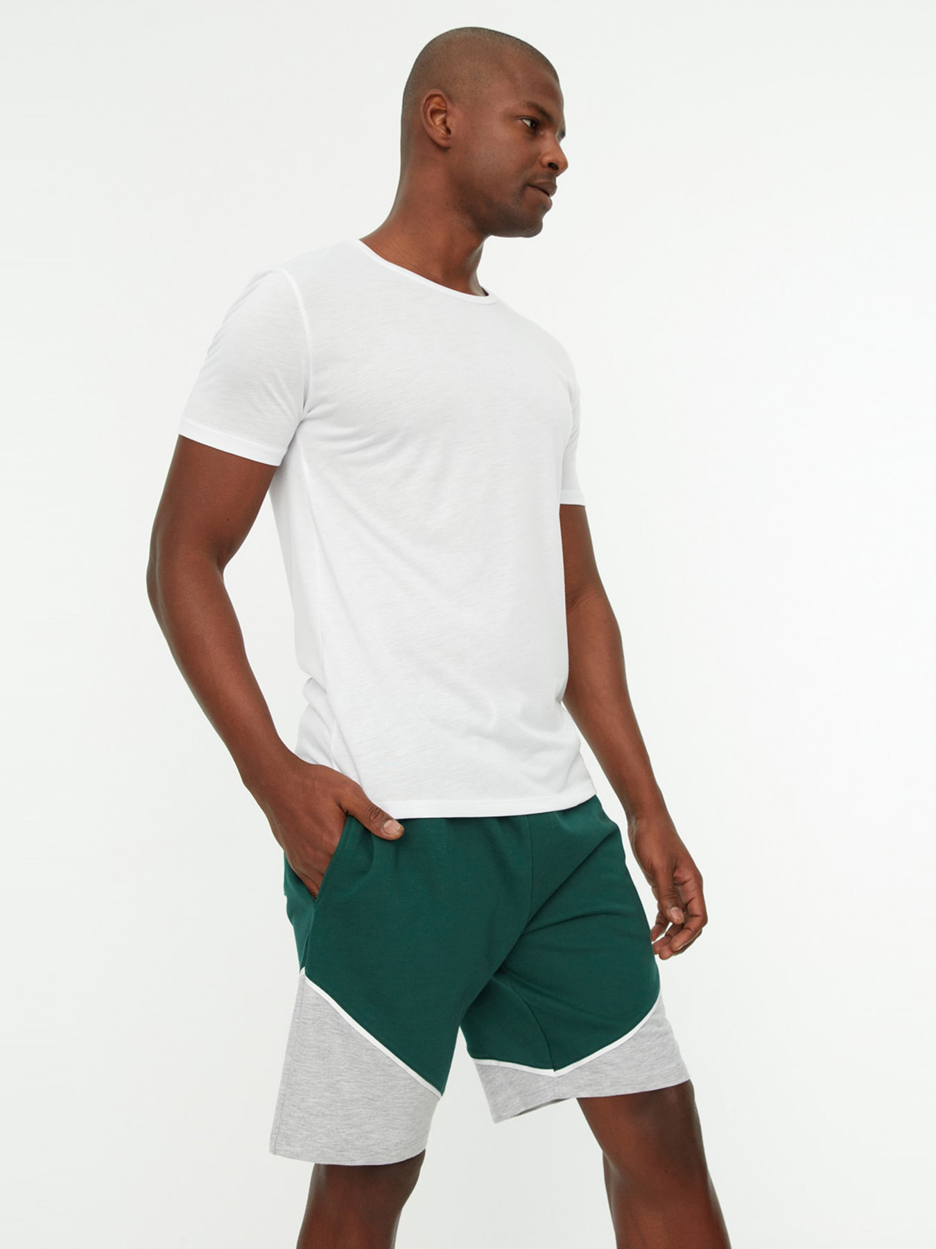 Шорти Trendyol модель TMNSS20SR0117/Yesil Фото