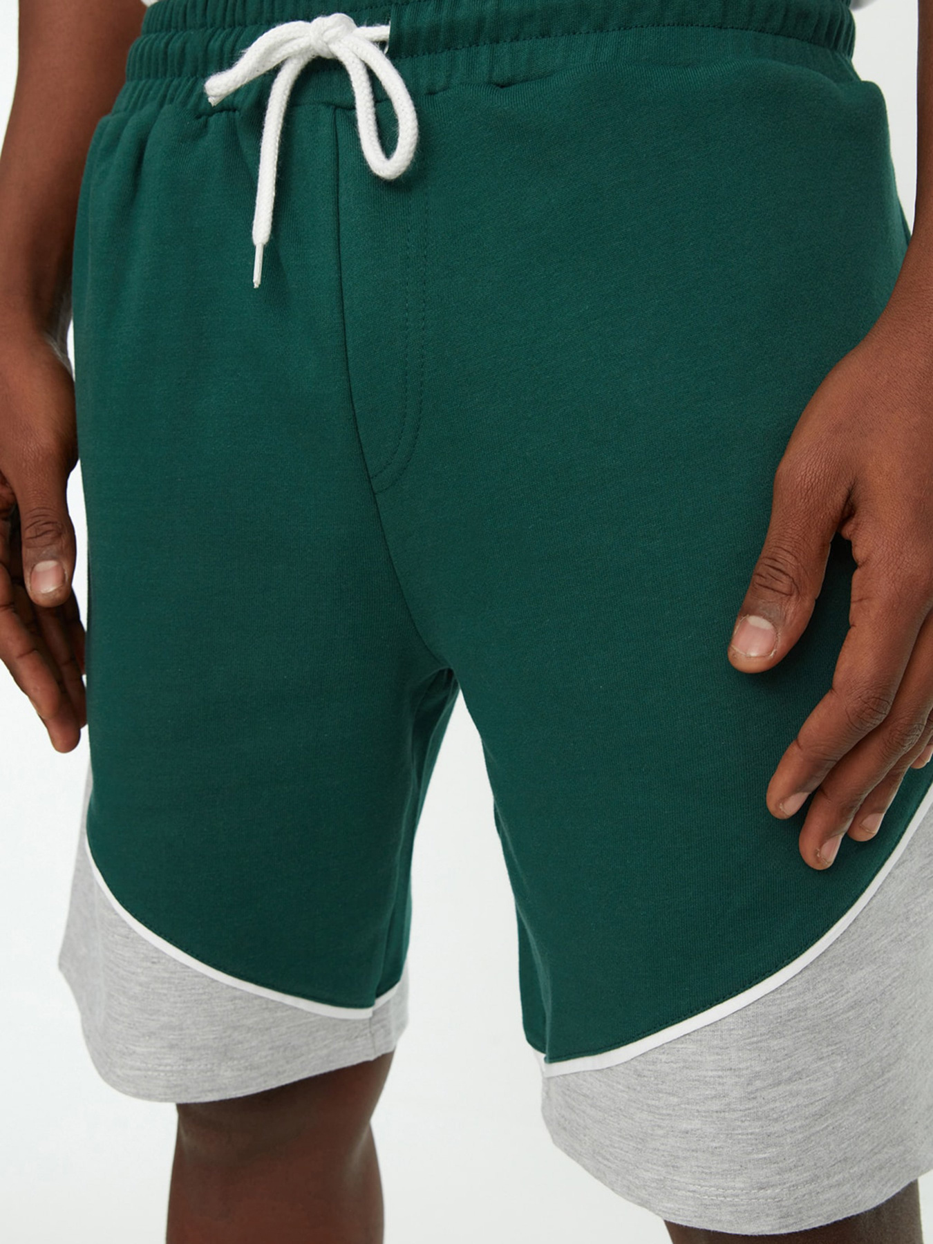 Шорти Trendyol модель TMNSS20SR0117/Yesil Фото