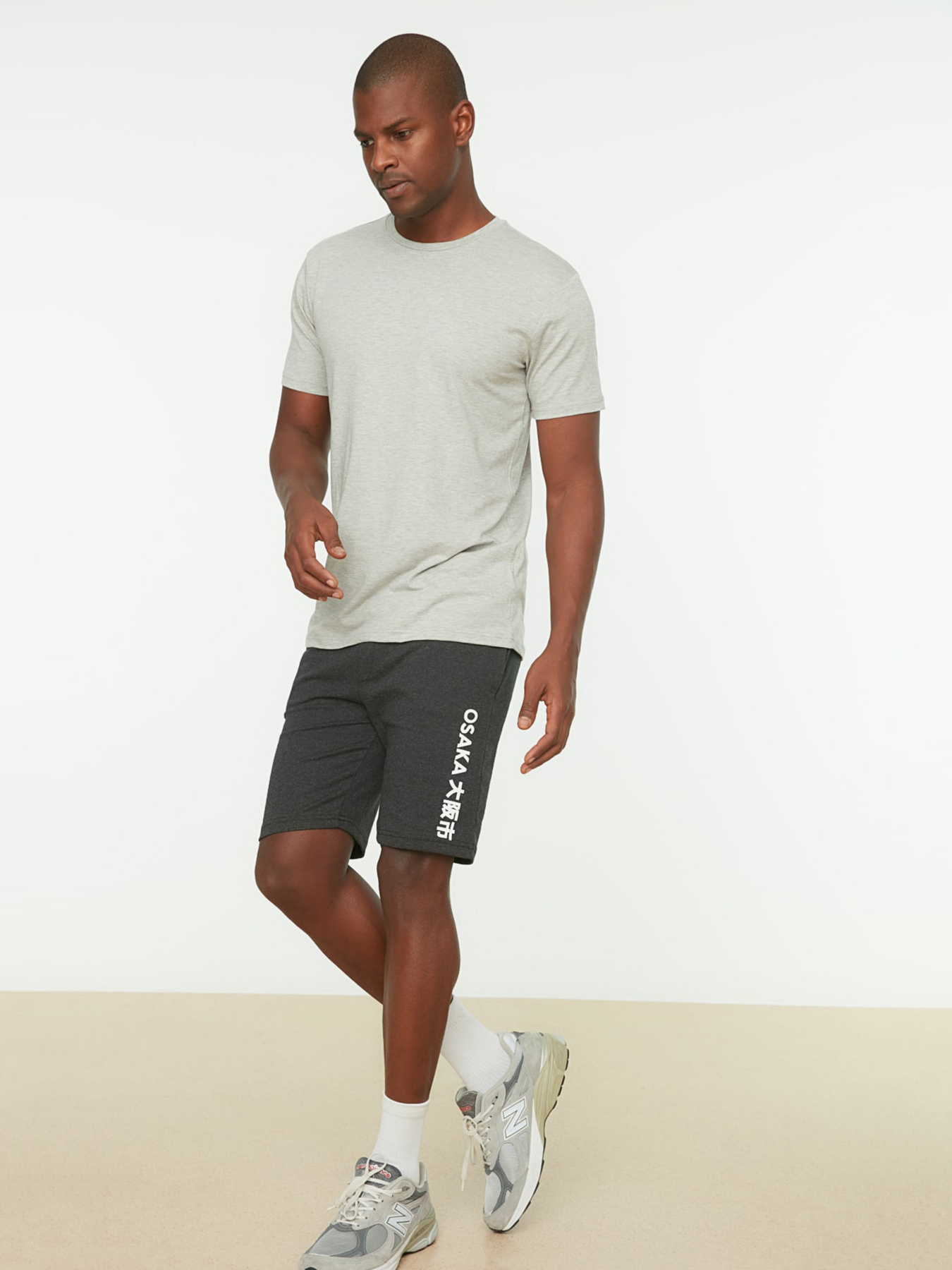 Шорты Trendyol модель TMNSS20SR0121/Antrasit Фото