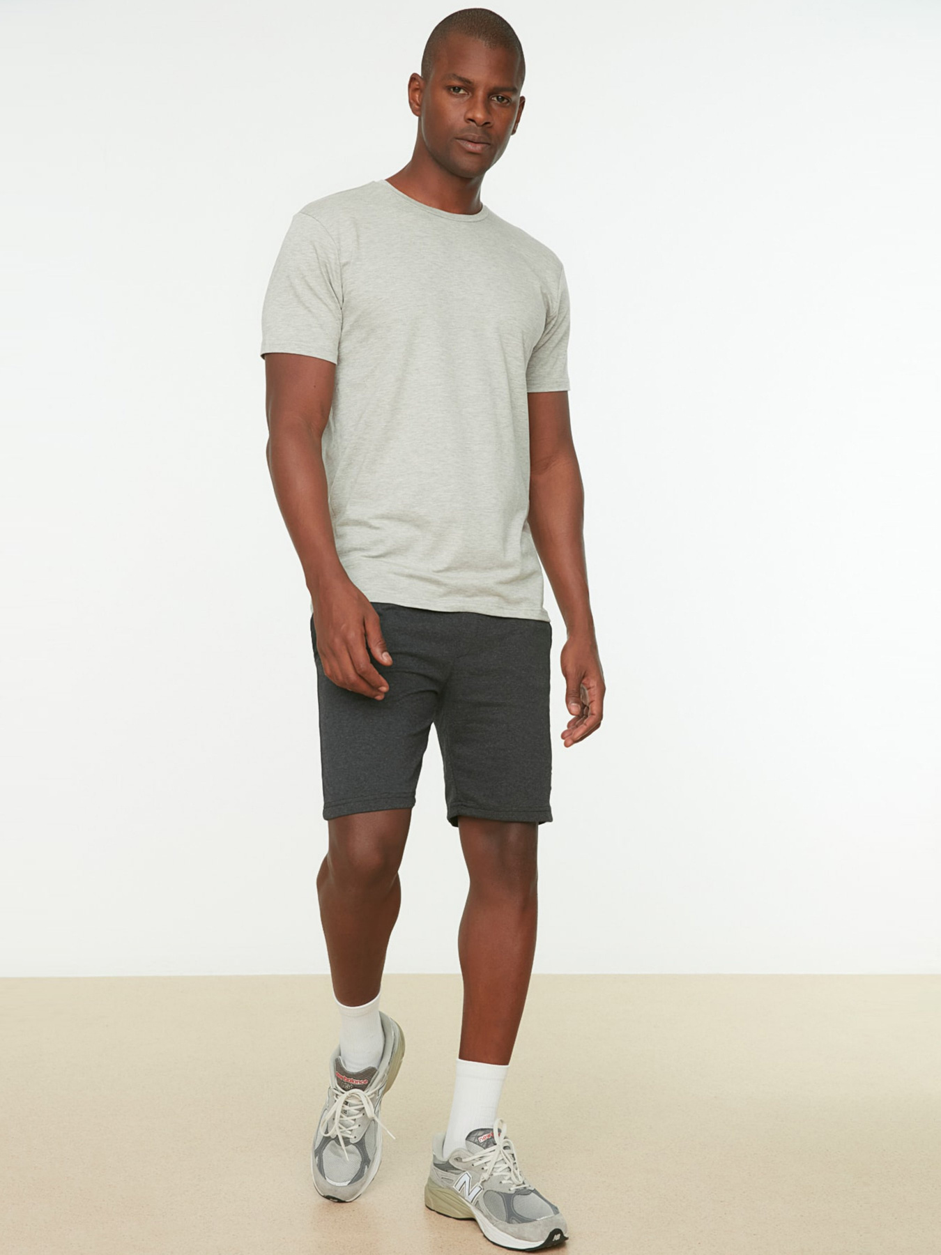 Шорты Trendyol модель TMNSS20SR0121/Antrasit Фото