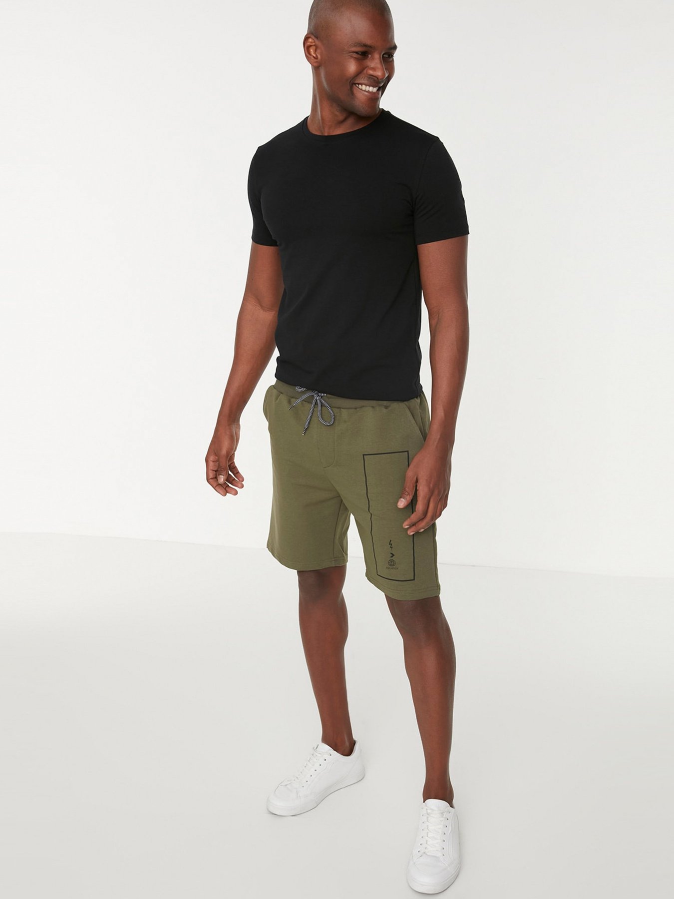 Шорты Trendyol модель TMNSS20SR0163/Haki Фото