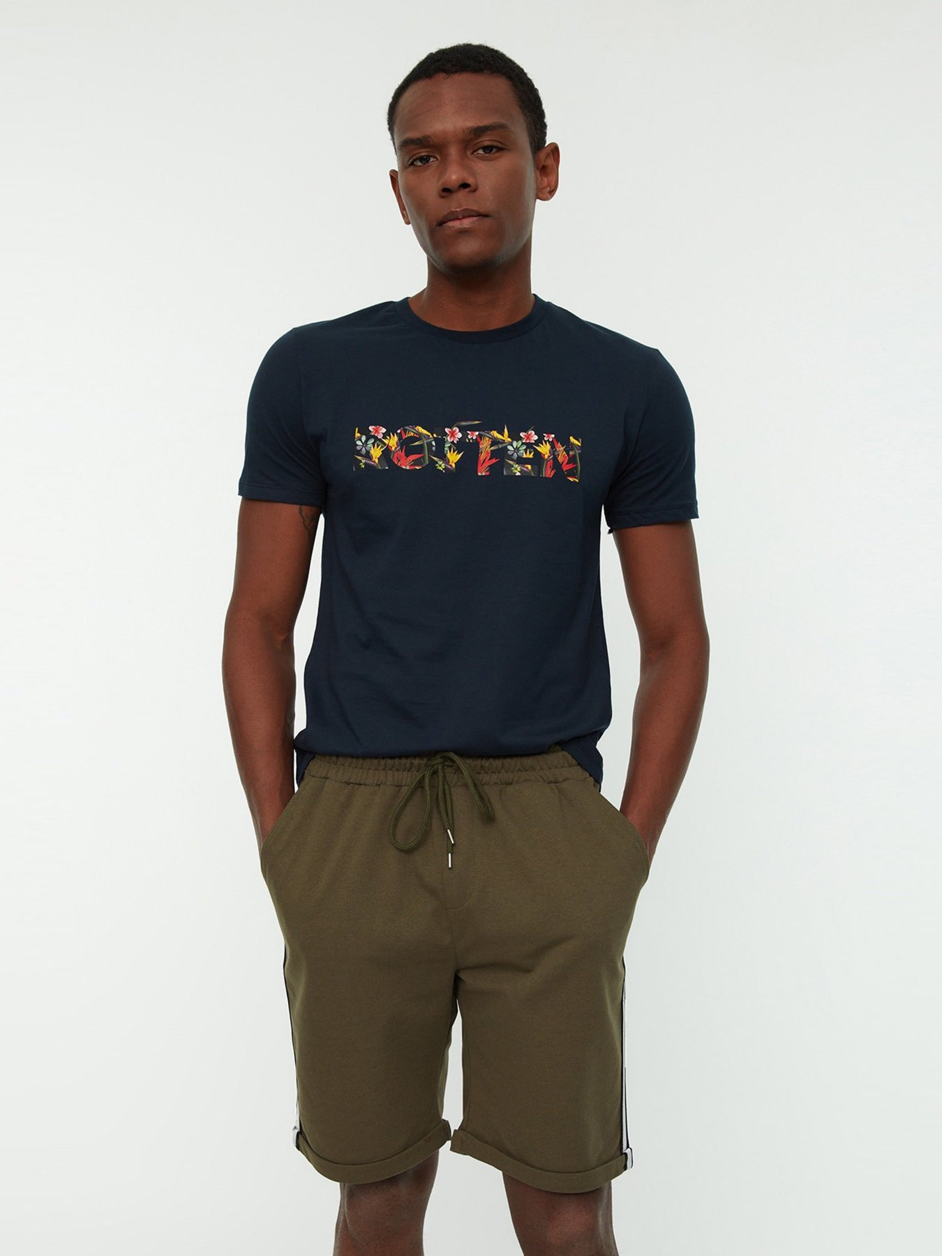 Шорты Trendyol модель TMNSS20SR0170/Haki Фото