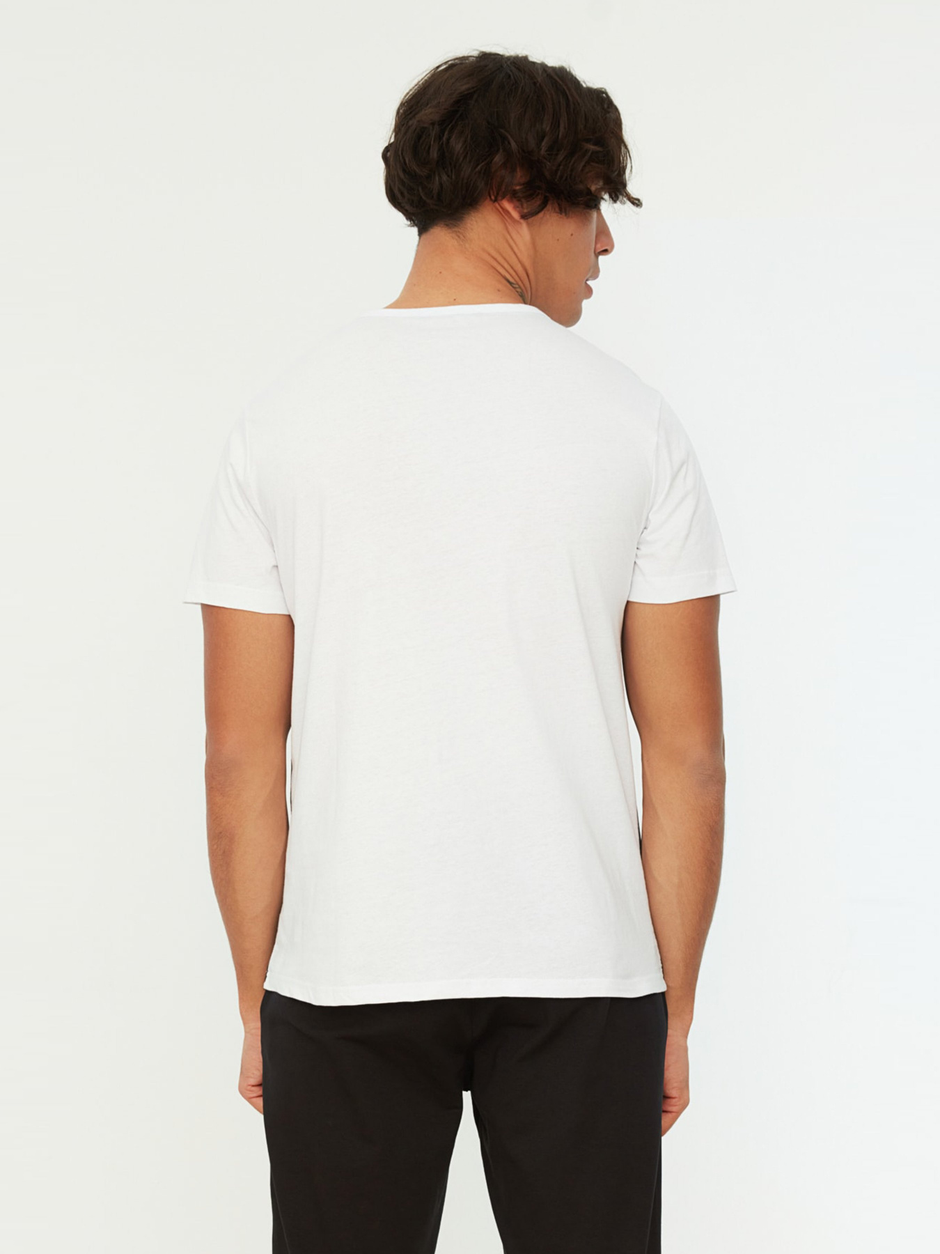 Футболка Trendyol модель TMNSS20TS0008/Siyah Фото