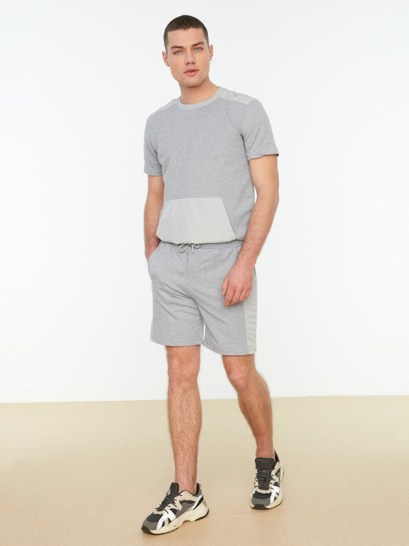 Спортивный комплект Trendyol модель TMNSS21EM0046/Gri Фото