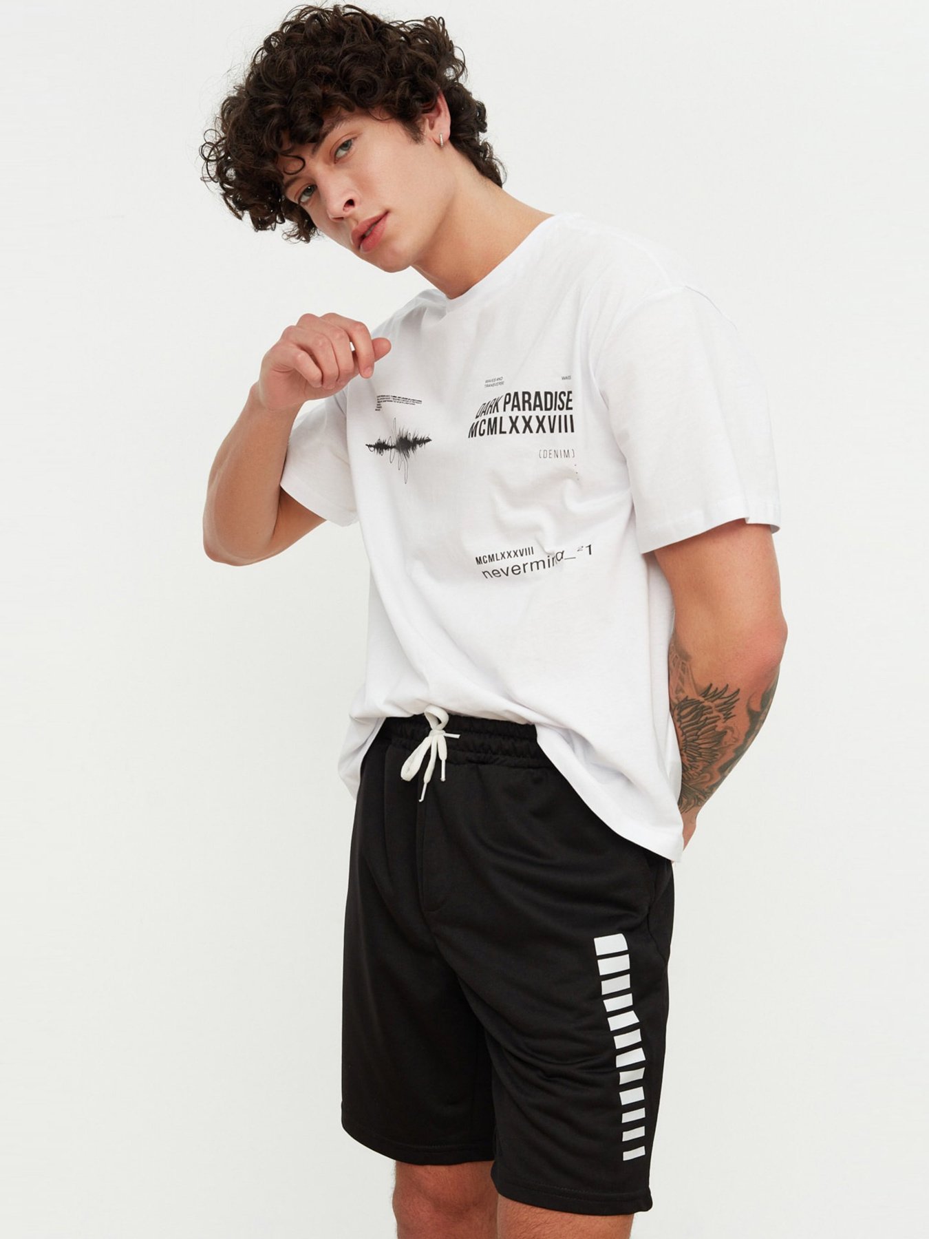 Шорты Trendyol модель TMNSS21SR0137/Siyah Фото