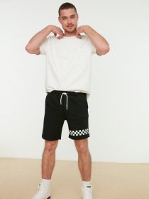 Шорти Trendyol модель TMNSS21SR0140/Siyah Фото