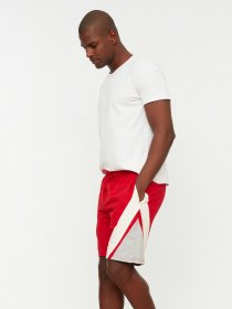 Шорты Trendyol модель TMNSS21SR0174/Kirmizi Фото