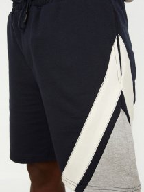 Шорти Trendyol модель TMNSS21SR0174/Lacivert Фото