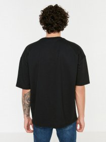 Футболка Trendyol модель TMNSS21SW0239/Siyah Фото