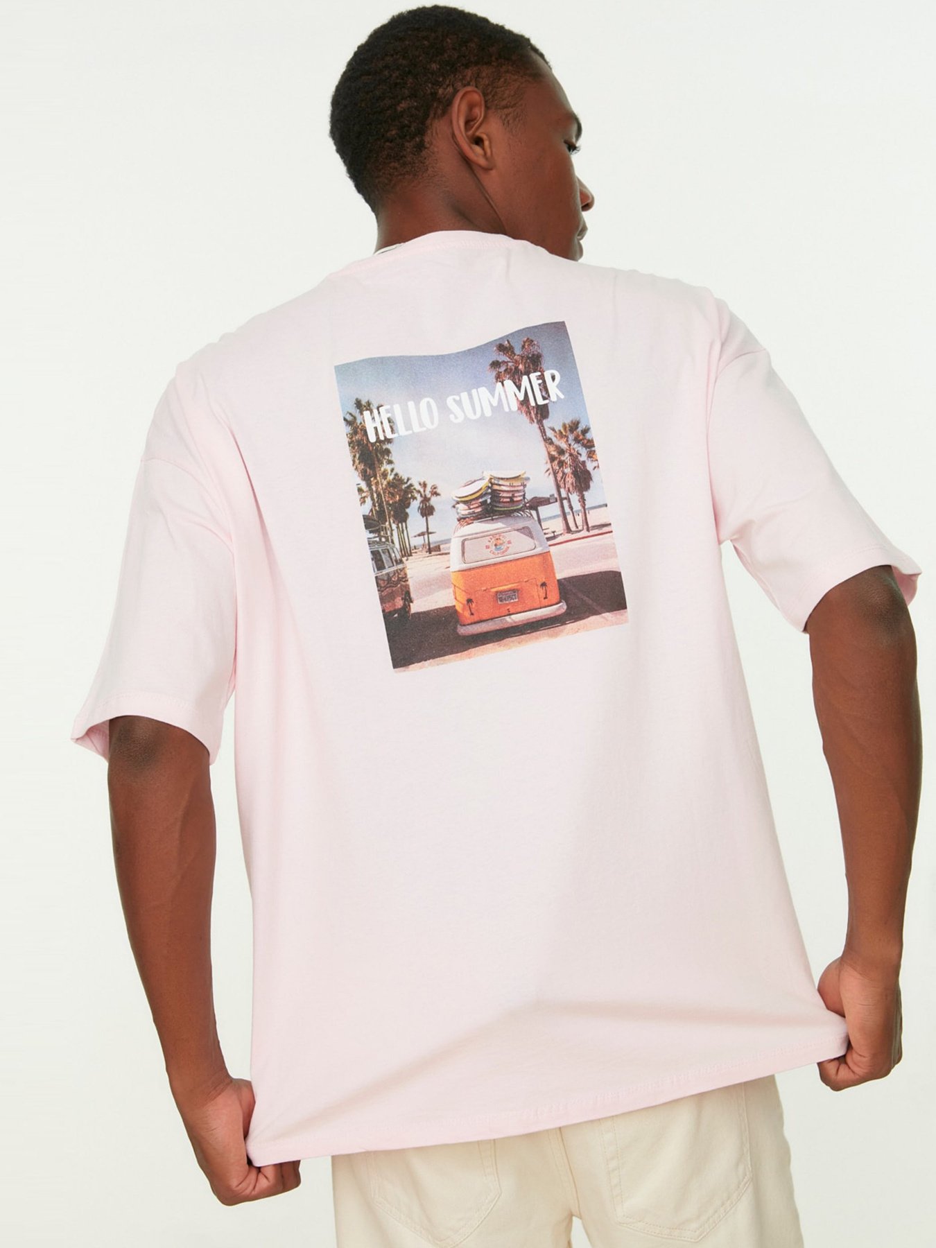 Футболки и поло Trendyol модель TMNSS21TS0619/Pudra Фото