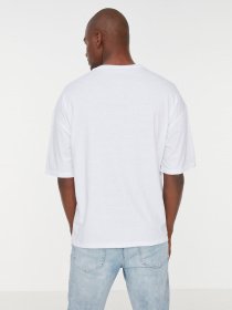 Футболка Trendyol модель TMNSS21TS1090/Beyaz Фото