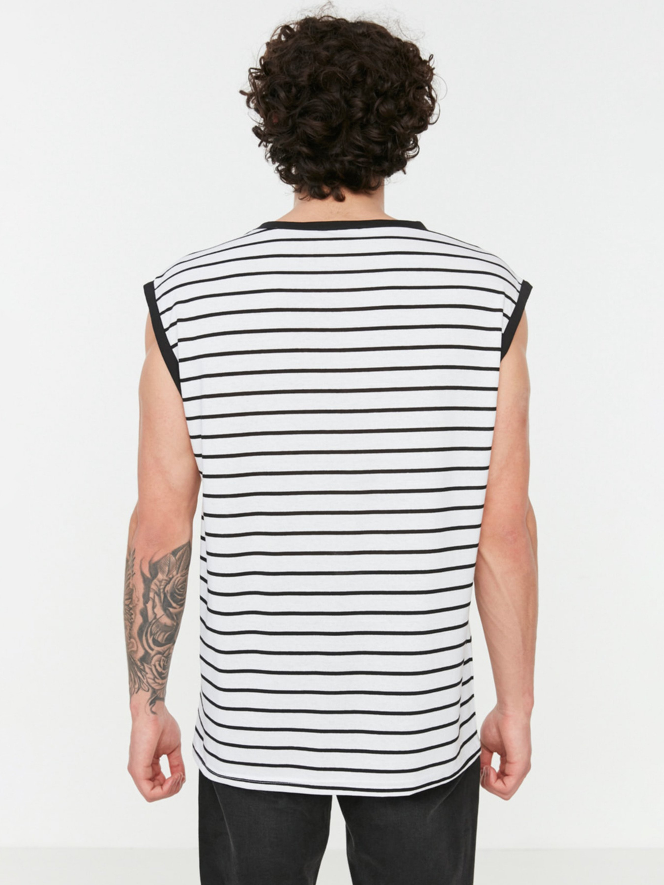 Набір футболок Trendyol модель TMNSS22AL0053/Siyah-Cok Renkli Фото