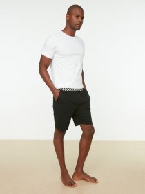 Шорты Trendyol модель TMNSS22EA0039/Siyah Фото