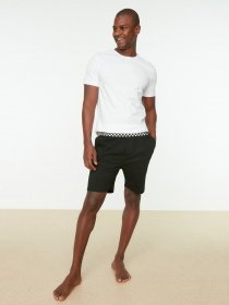 Шорты Trendyol модель TMNSS22EA0039/Siyah Фото