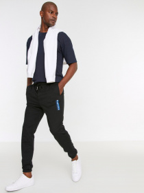 Штани спортивні Trendyol модель TMNSS22EA0147/Siyah Фото