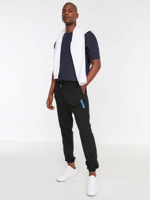 Штаны спортивные Trendyol модель TMNSS22EA0147/Siyah Фото