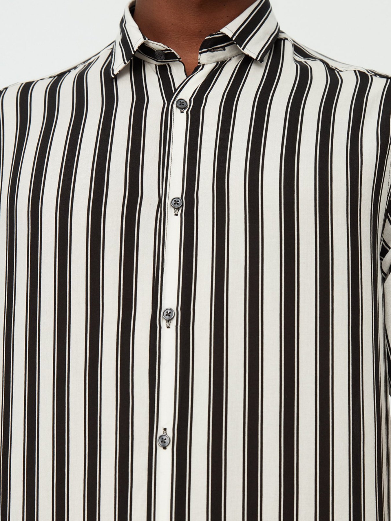 Рубашка Trendyol модель TMNSS22GO0291/Siyah Фото