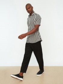 Рубашка Trendyol модель TMNSS22GO0291/Siyah Фото