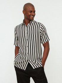 Сорочка повсякденна Trendyol модель TMNSS22GO0291/Siyah Сорочка повсякденна Trendyol модель TMNSS22GO0291/Siyah Фото