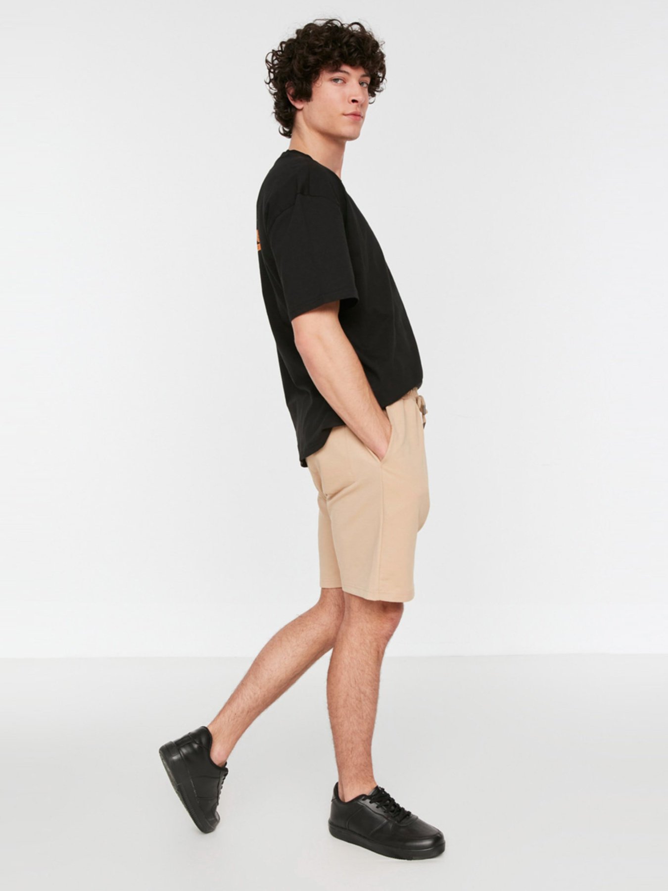 Шорти Trendyol модель TMNSS22SR0266/Bej Фото