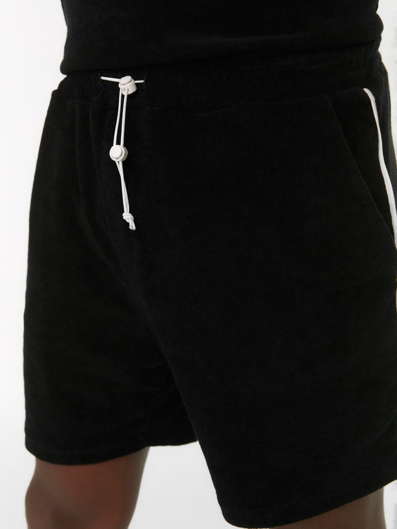 Шорти Trendyol модель TMNSS22SR0364/Siyah Шорти Trendyol модель TMNSS22SR0364/Siyah Фото