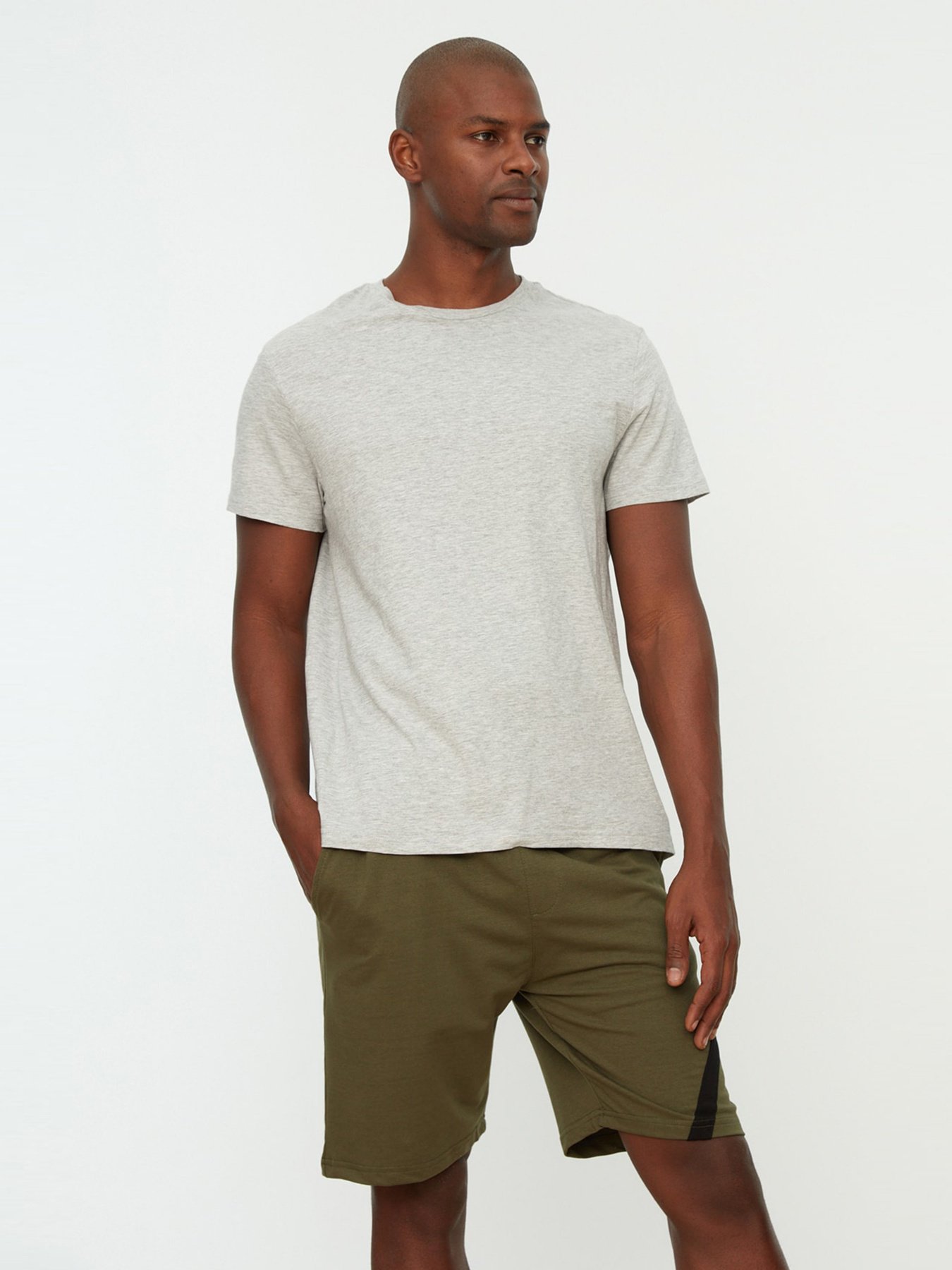 Шорти Trendyol модель TMNSS22SR0417/Haki Фото