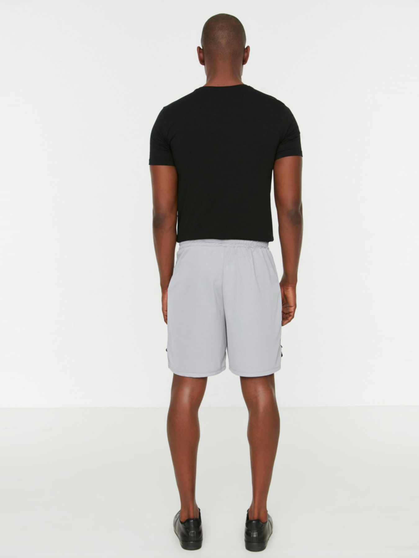 Шорты Trendyol модель TMNSS22SR0494/Gri Фото