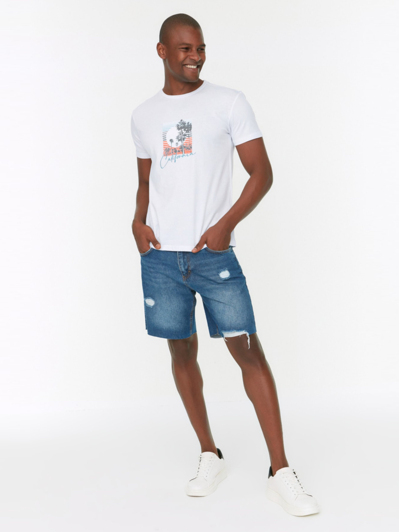 Шорти Trendyol модель TMNSS22SR0556/Lacivert Фото