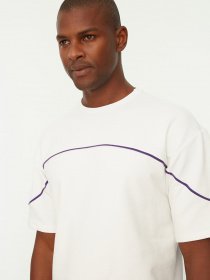 Футболка Trendyol модель TMNSS22SW0050/Beyaz Фото