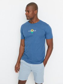 Футболки и поло Trendyol модель TMNSS22TS00015/Indigo Фото