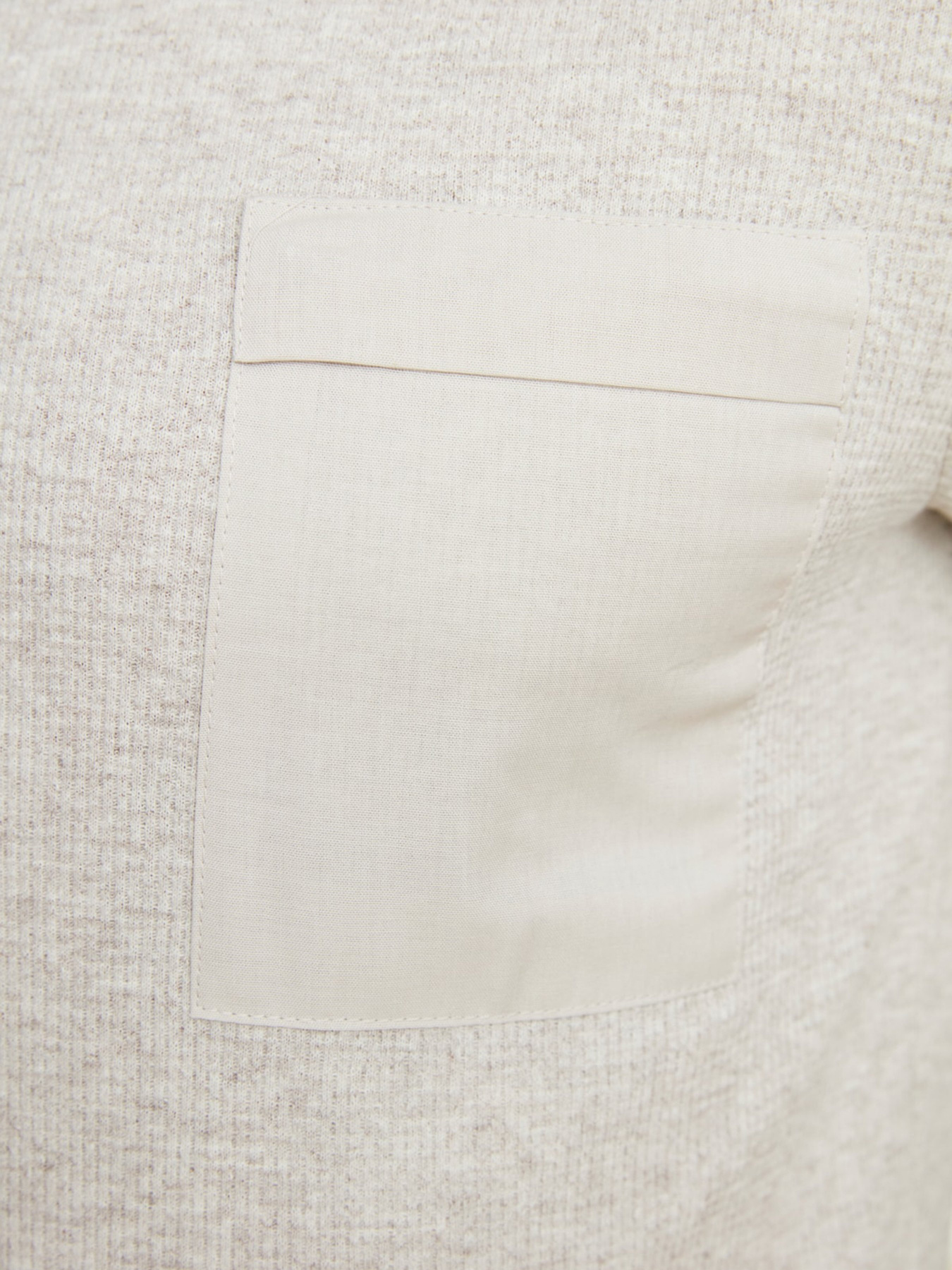 Футболка Trendyol модель TMNSS22TS0158/Tas Фото