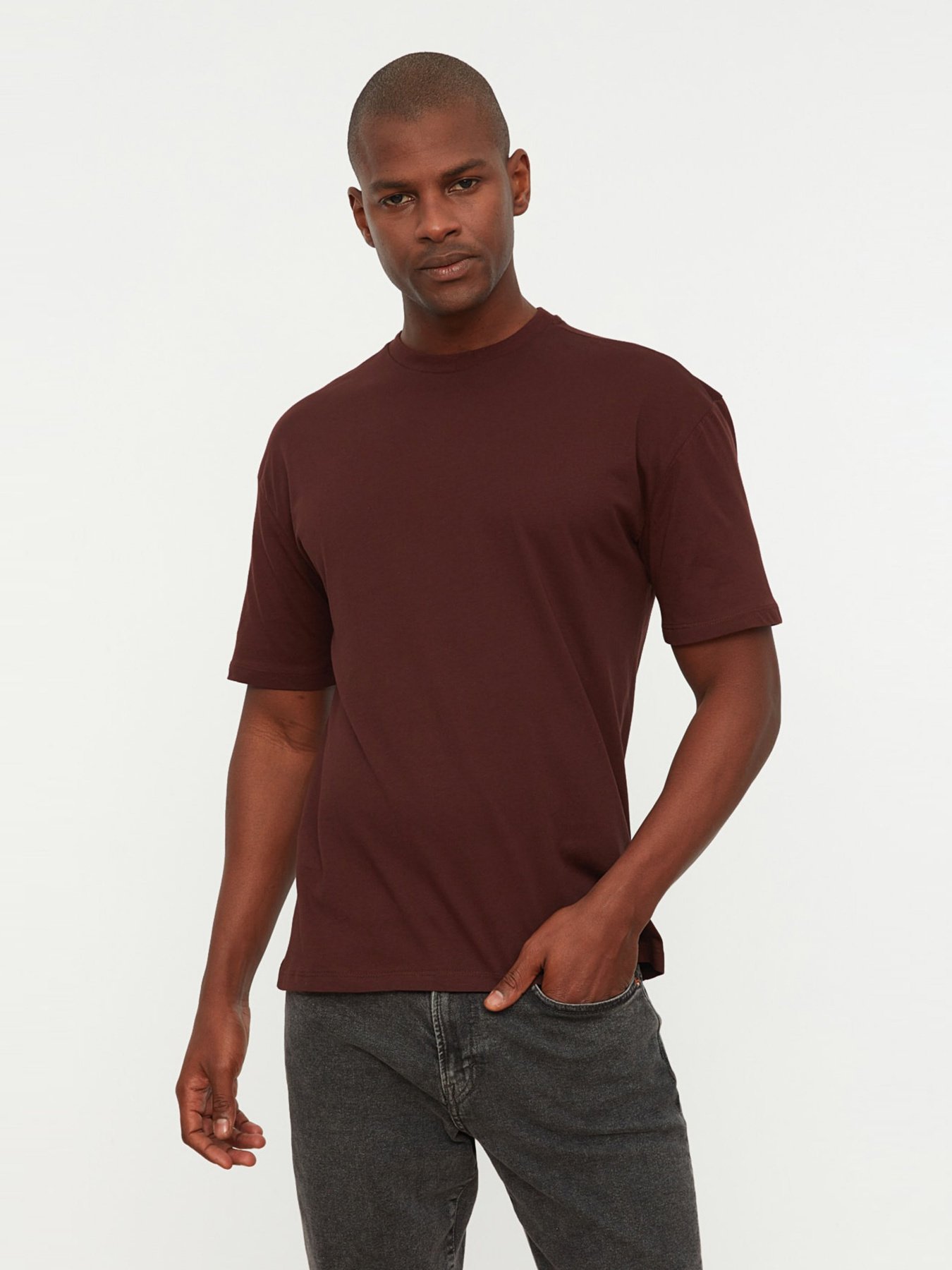 Футболка Trendyol модель TMNSS22TS0273/Kahverengi Фото