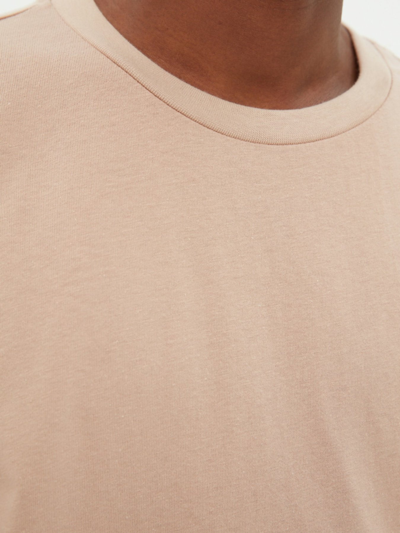 Футболка Trendyol модель TMNSS22TS0274/Tas Фото