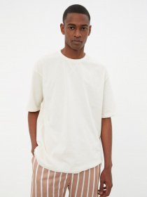 Футболка Trendyol модель TMNSS22TS0280/Ekru Фото