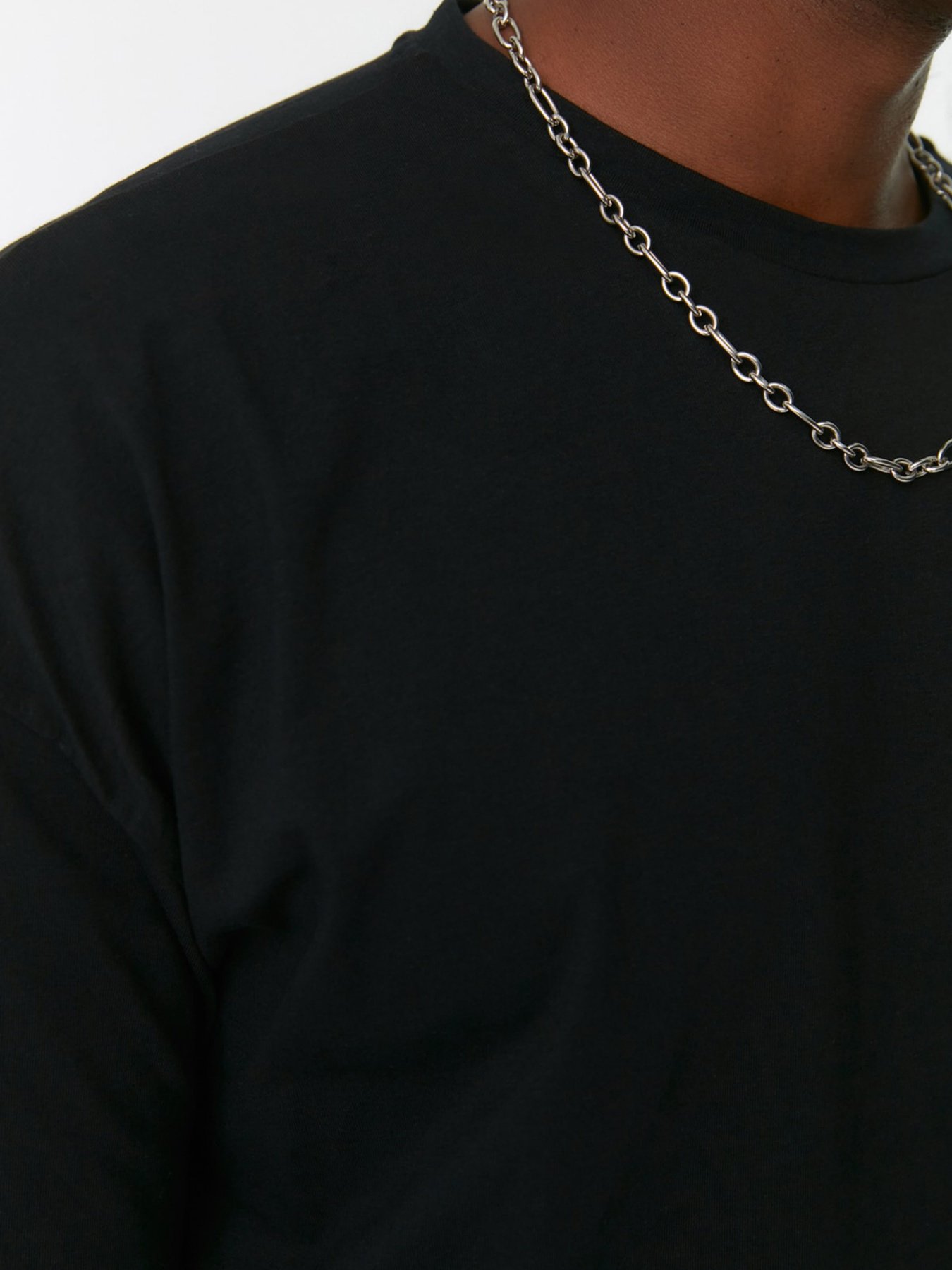 Футболка Trendyol модель TMNSS22TS0318/Siyah Фото