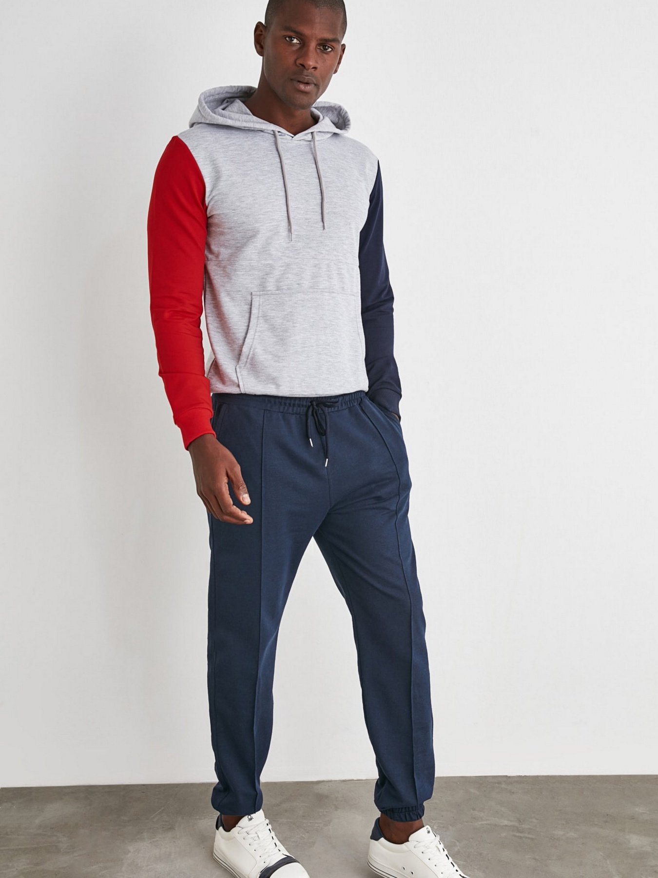 Спортивні штани Trendyol модель TMNAW21EA0294/Lacivert Фото