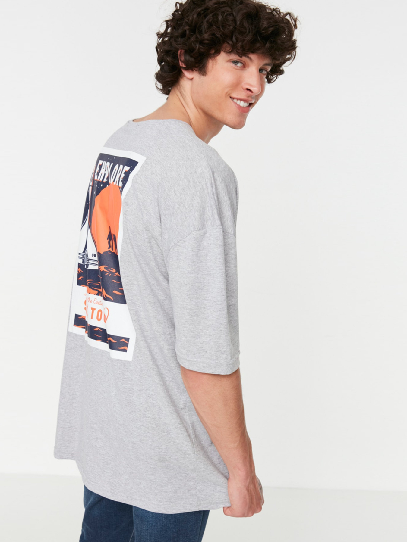 Футболка Trendyol модель TMNSS22TS2098/Gri Фото